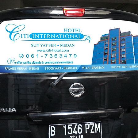Hotel Citi International Palang Merah Medan Exteriör bild