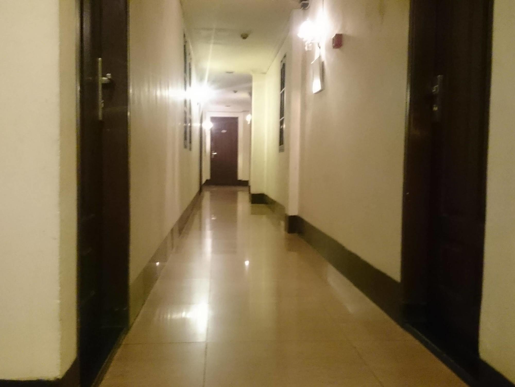 Hotel Citi International Palang Merah Medan Exteriör bild